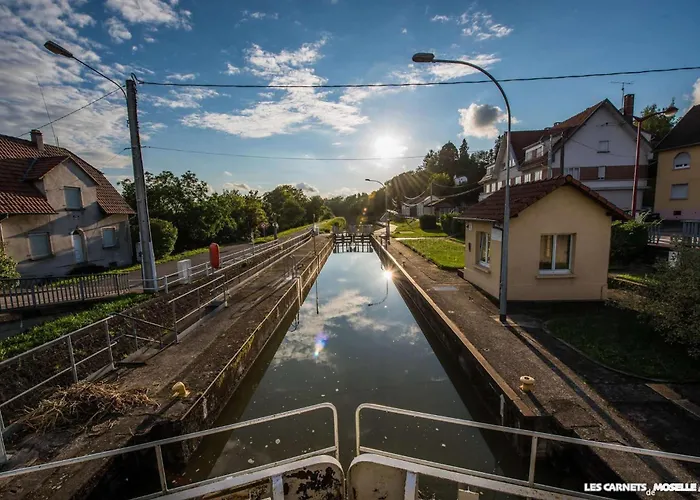 Au Relais Des Cigognes D Alsace Sarralbe